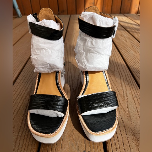 Bill Blass Rhinestone Wedge Sandals Women Size 8.5 NWT - Picture 4 of 13